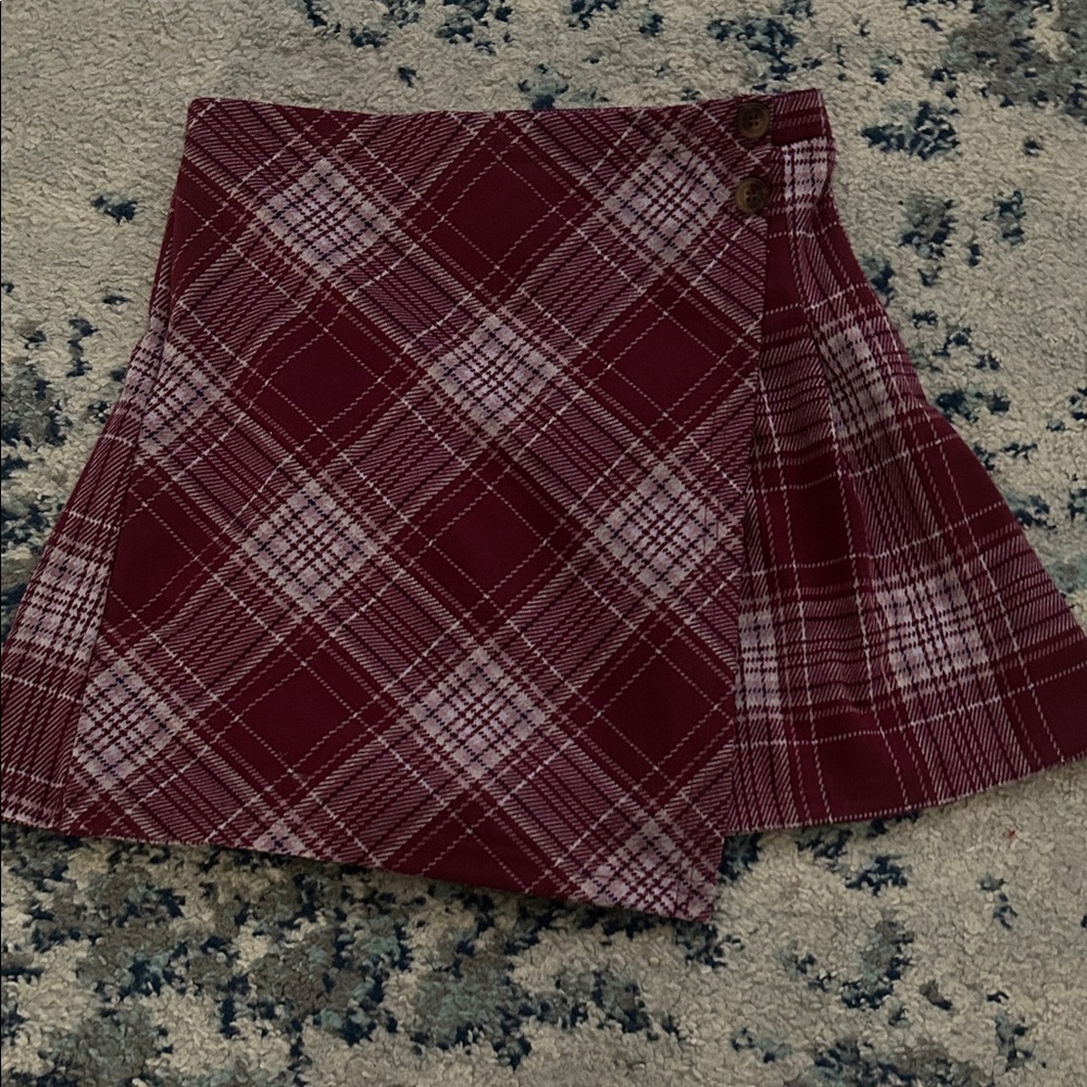 Chic Kids Plaid Skirt in Burgundy